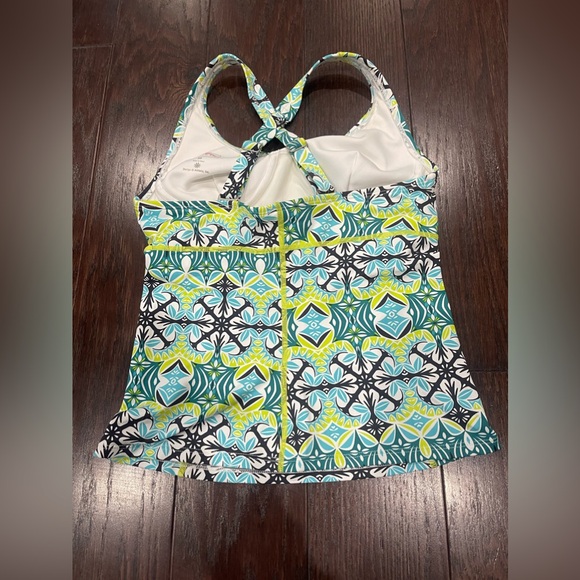 Athleta Tankini Swim Top Size XS Built In Underwire Bra Geometric Print - Picture 2 of 6